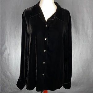 EDDIE BAUER Velvet top size TALL LARGE in Black